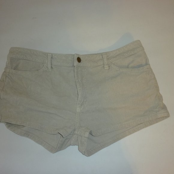 American Apparel Pants - American Apparel Y2K Beige Corduroy Short Shorts